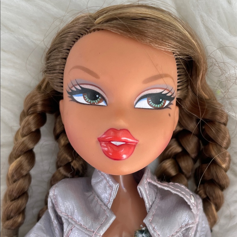 Vintage Bratz Yasmine Doll with Braided Hair 2001